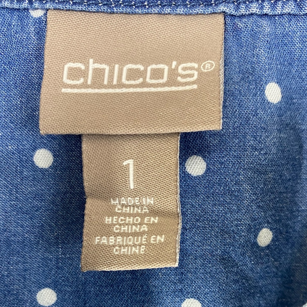 Chico’s Chambray Polka Dot 100% Cotton Split Neck Top Size 1 (M/L) - Picture 5 of 8